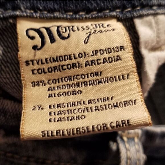 Miss me 28/31 distressed - Picture 3 of 4